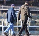 歩いている写真